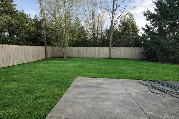 $2,900 | 64-66 Hawley Avenue, Unit 66, West Islip, NY 11795