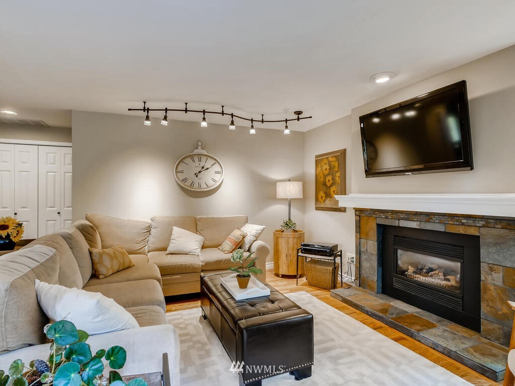 23903 24th Drive Southeast Bothell, WA 98021 - Photo 11 of 30