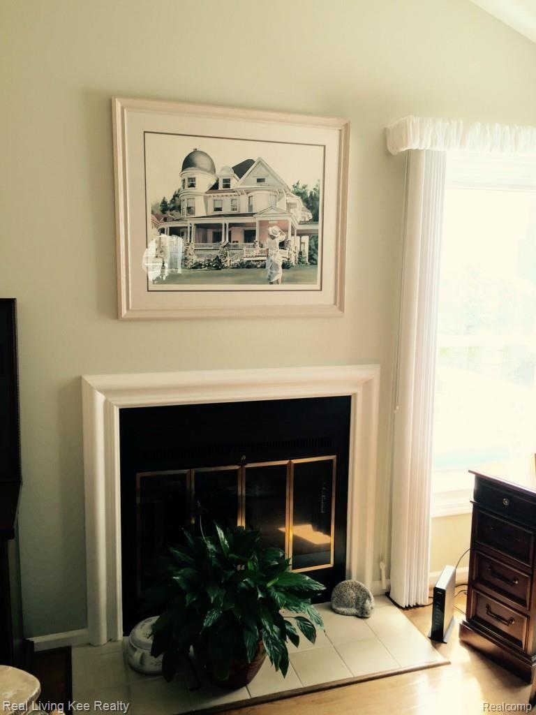 1651 Colony Drive Rochester, MI 48307 - Photo 17 of 18 FullSizeRender (3).jpg