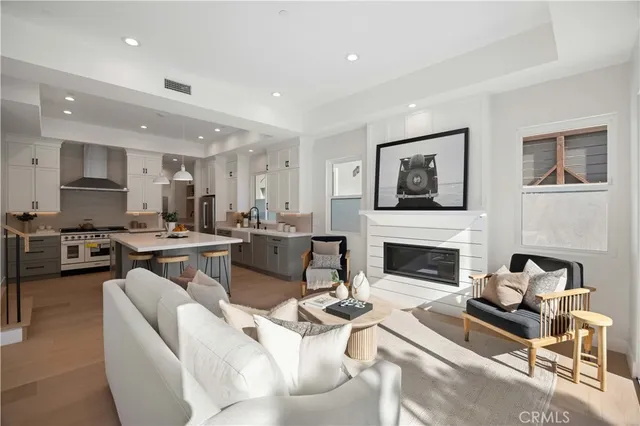 $2,899,000 | 1304 Blossom Lane, Redondo Beach, CA 90278