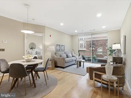 $340,000 | 1851 Stratford Park Place, Unit 115, Reston, VA 20190