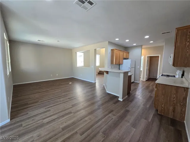 $2,050 | 9560 Parker Springs Court, Las Vegas, NV 89166