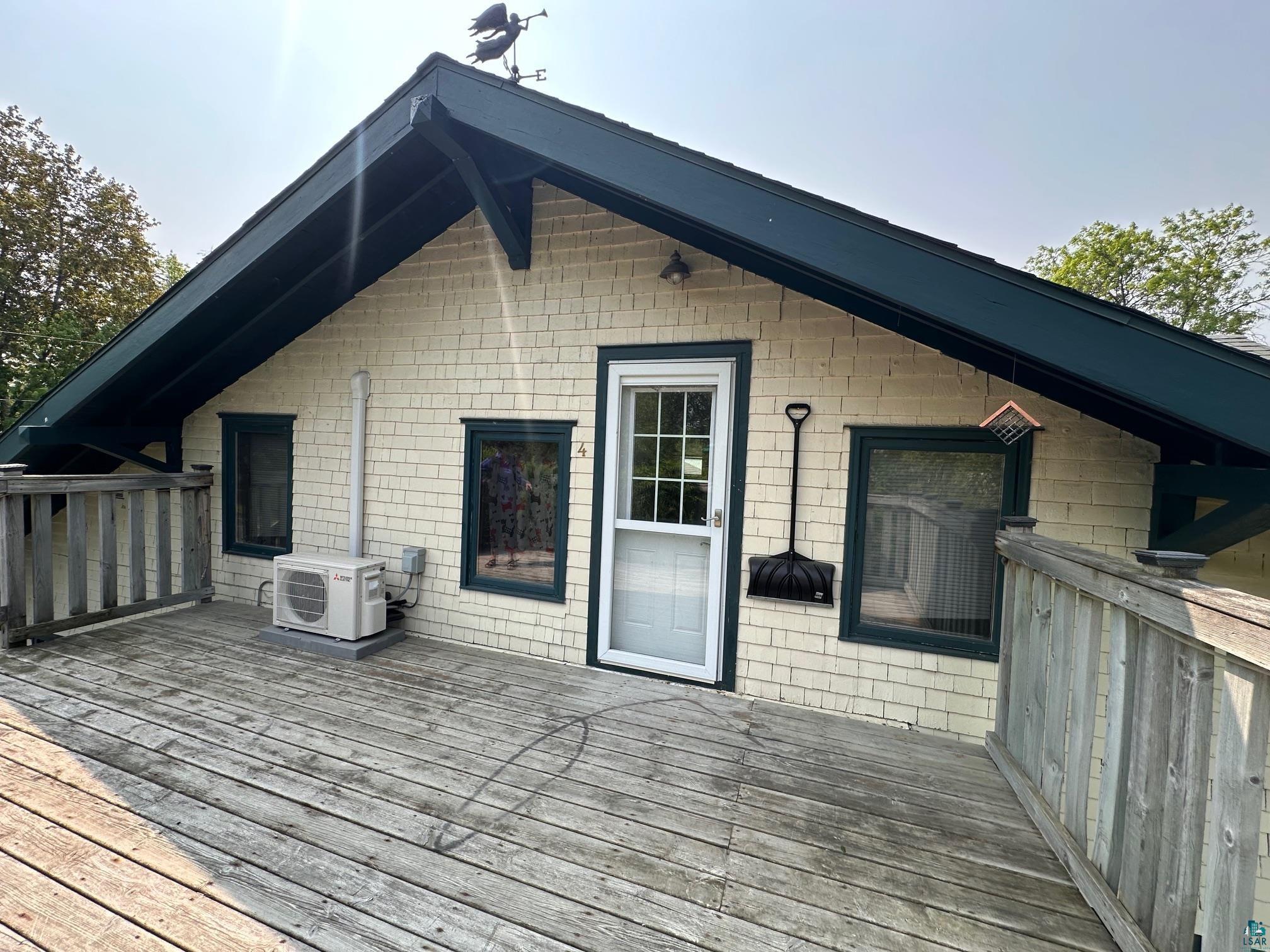 1601 4th Avenue International Falls, MN 56649 - Photo 23 of 50 Deck with ac unit