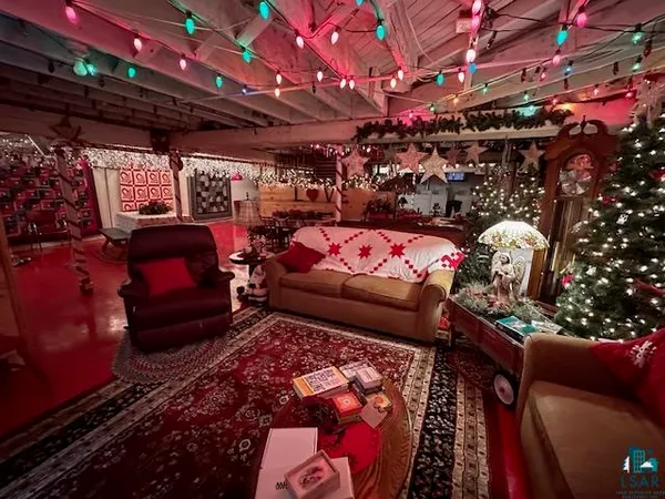 $345,000 | 1601 4th Avenue, International Falls, MN 56649