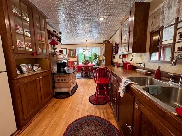 $345,000 | 1601 4th Avenue, International Falls, MN 56649