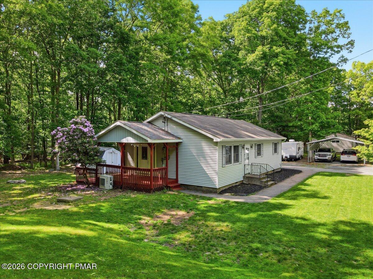 713 Lily Road East Stroudsburg, PA 18302 - Photo 32 of 44 Side view