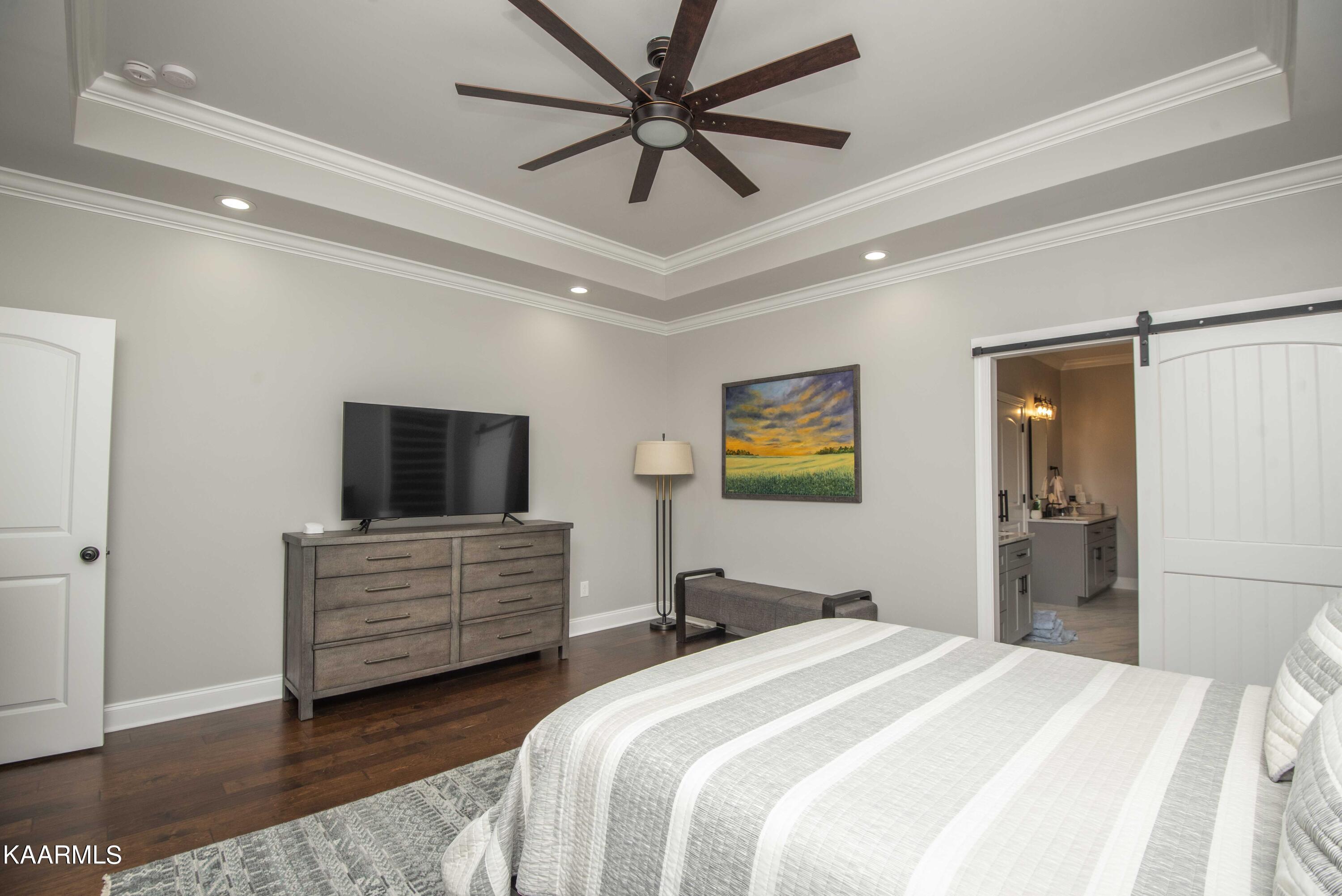 107 Inola Place Loudon, TN 37774 - Photo 15 of 35 master bed 3