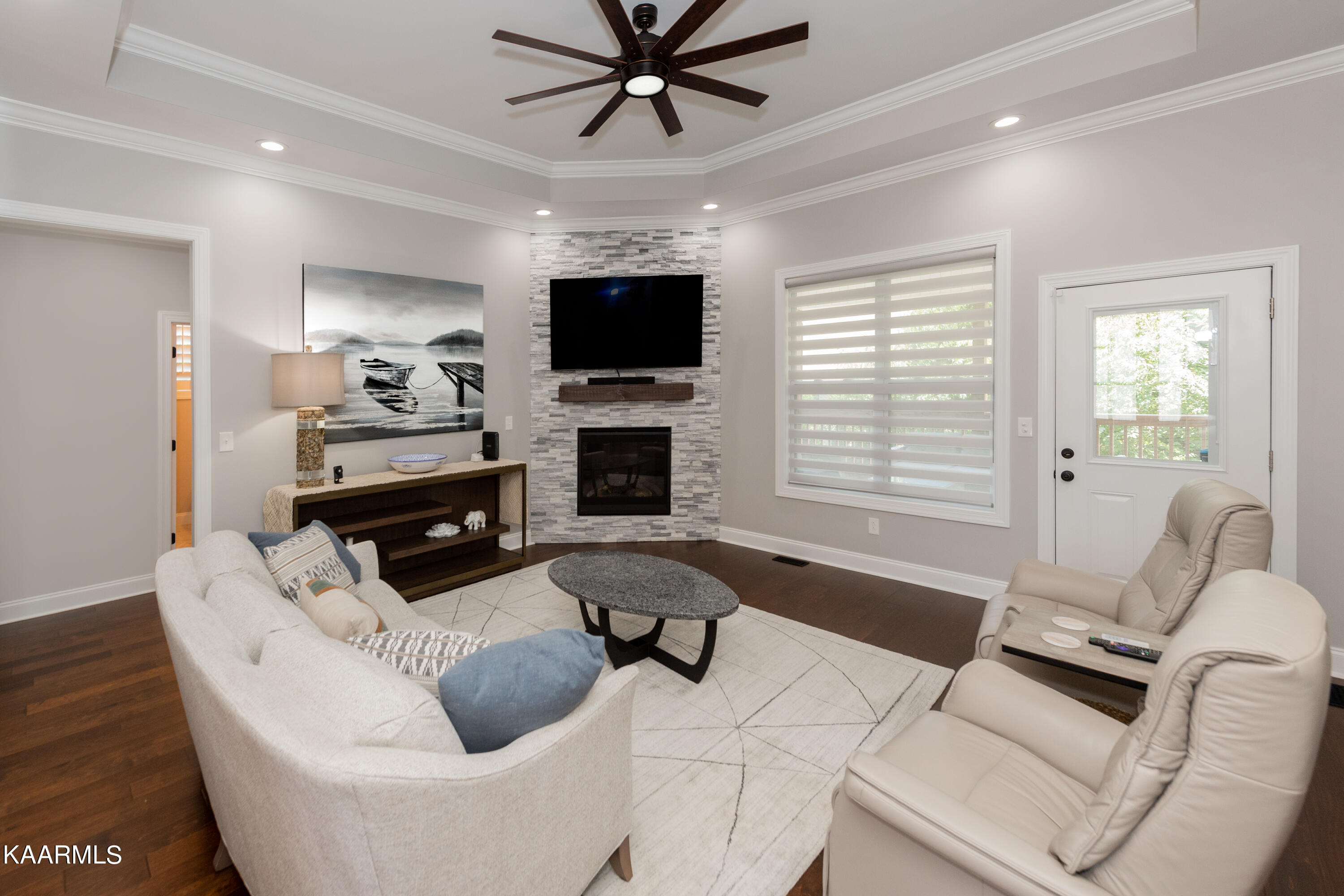 107 Inola Place Loudon, TN 37774 - Photo 6 of 35 HOB_9584-Edit