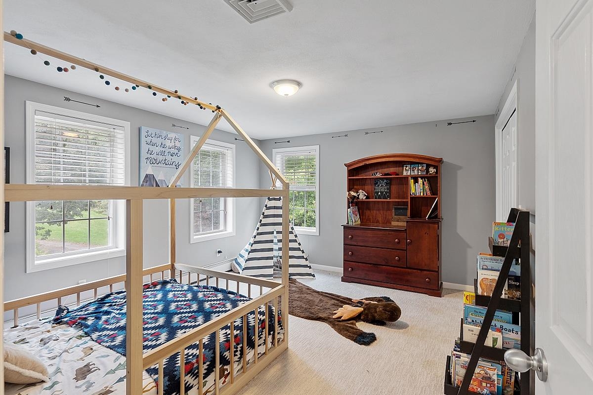 164 North Pond Road Chester, NH 03036 - Photo 23 of 40 Gallery Image 23