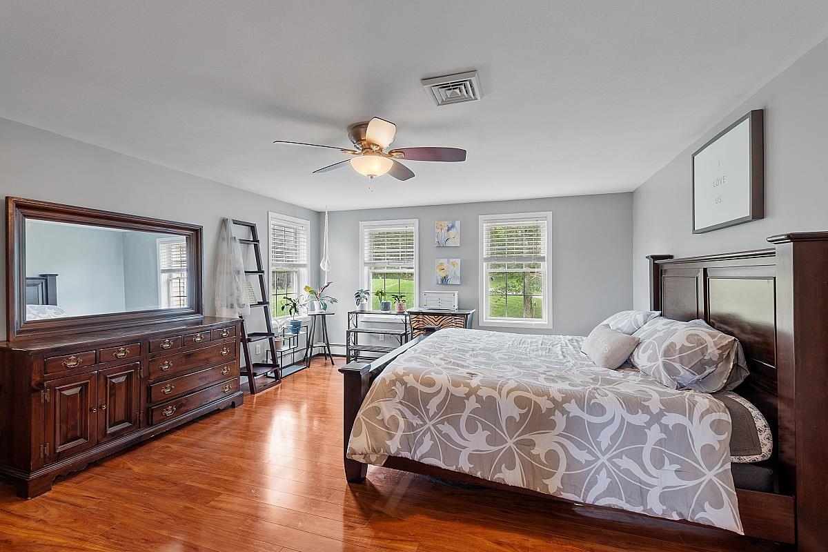 164 North Pond Road Chester, NH 03036 - Photo 27 of 40 Gallery Image 27