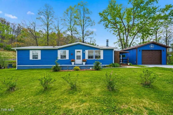 $199,900 | 110 Little League Road Northeast, Coeburn, VA 24230