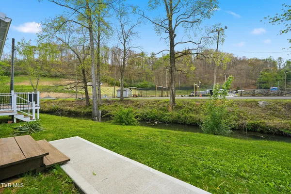 $199,900 | 110 Little League Road Northeast, Coeburn, VA 24230