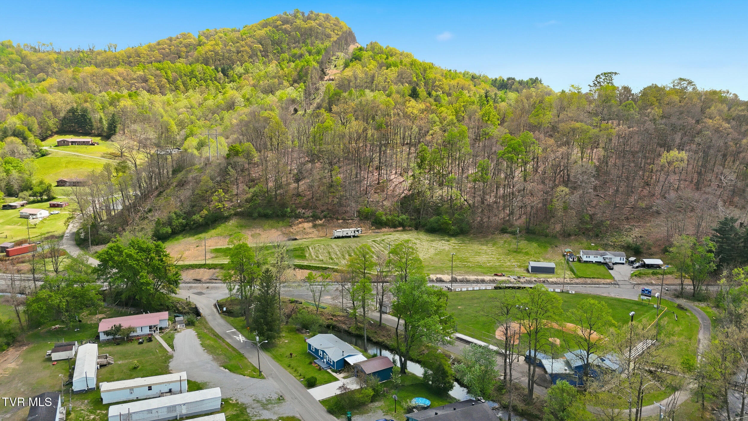 110 Little League Road Northeast Coeburn, VA 24230 - Photo 36 of 40 35_110 little league rd ne-2