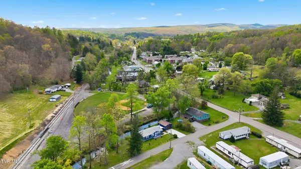 $199,900 | 110 Little League Road Northeast, Coeburn, VA 24230