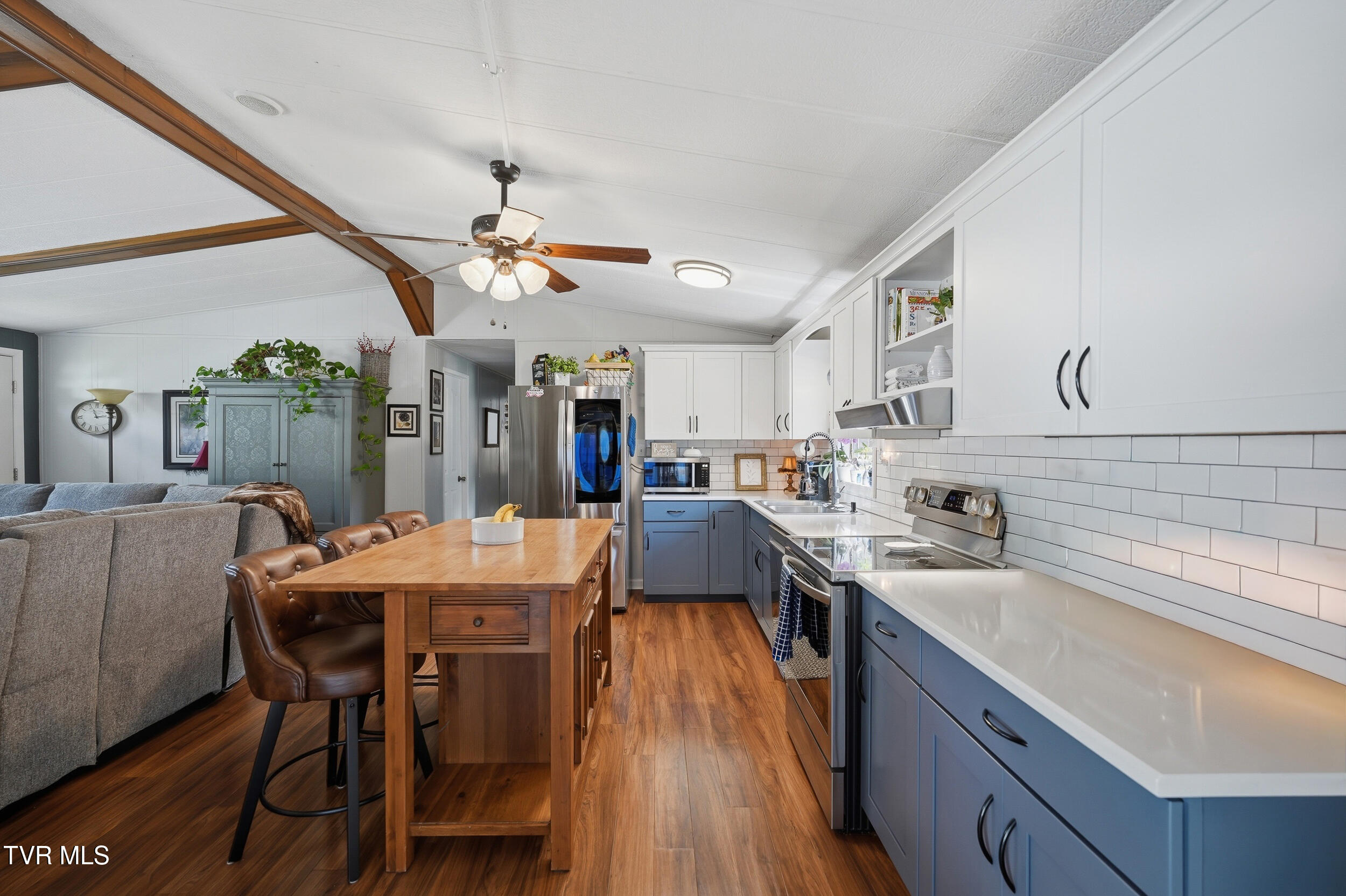 110 Little League Road Northeast Coeburn, VA 24230 - Photo 7 of 40 11_110 little league rd ne-28