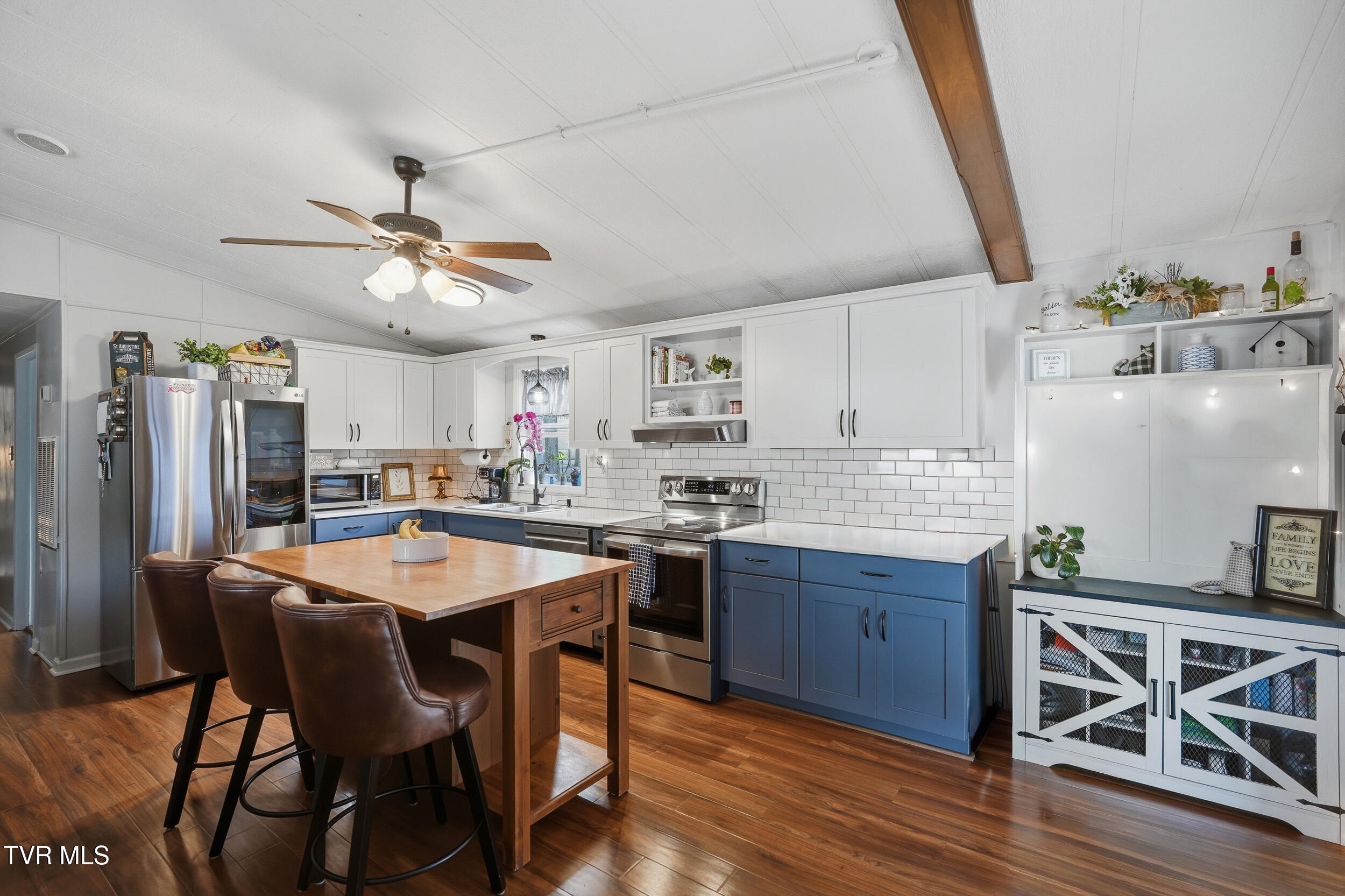 110 Little League Road Northeast Coeburn, VA 24230 - Photo 8 of 40 10_110 little league rd ne-27