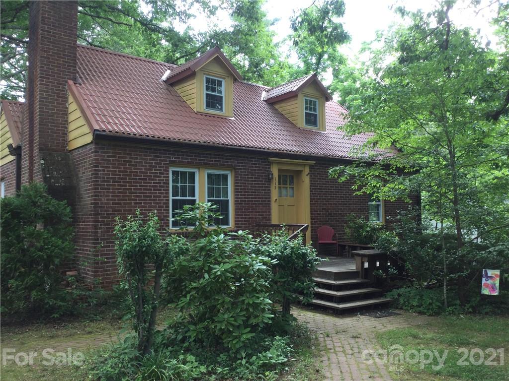 115 Kingsgate Road Asheville, NC 28805 - Photo 2 of 19 Gallery Image 2