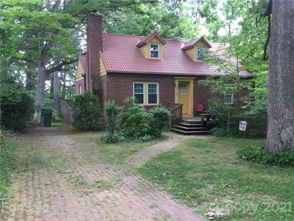 115 Kingsgate Road Asheville, NC 28805 - Photo 3 of 19 Gallery Image 3