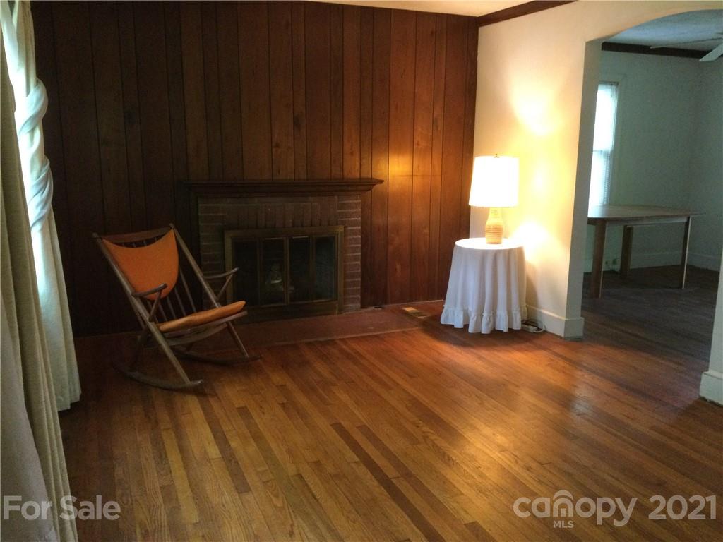 115 Kingsgate Road Asheville, NC 28805 - Photo 8 of 19 Gallery Image 8