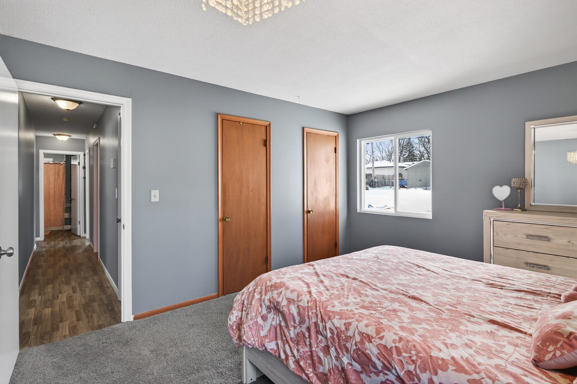 83 Farrell Street North Maplewood, MN 55119 - Photo 11 of 37