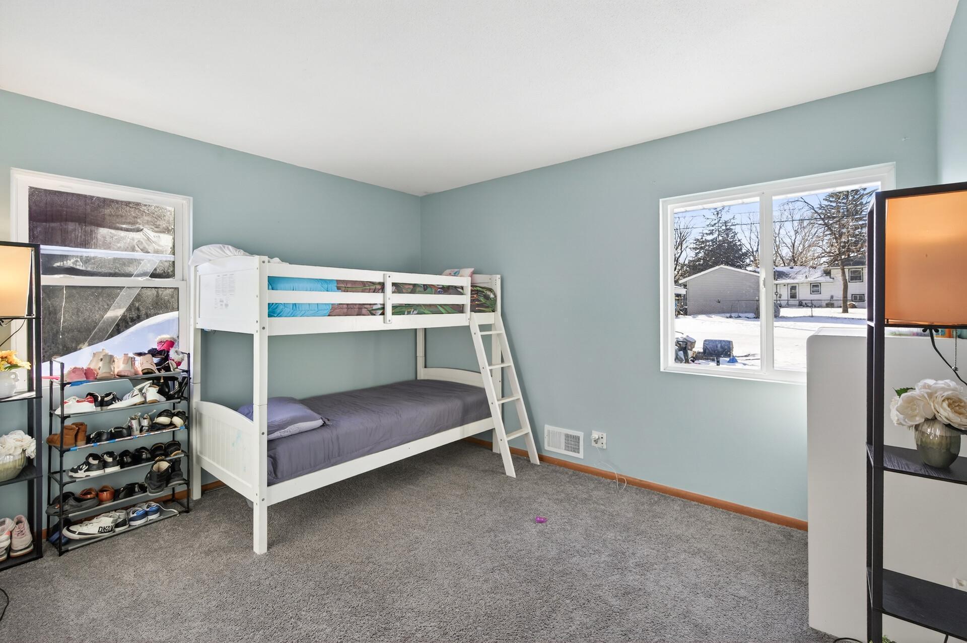 83 Farrell Street North Maplewood, MN 55119 - Photo 13 of 37