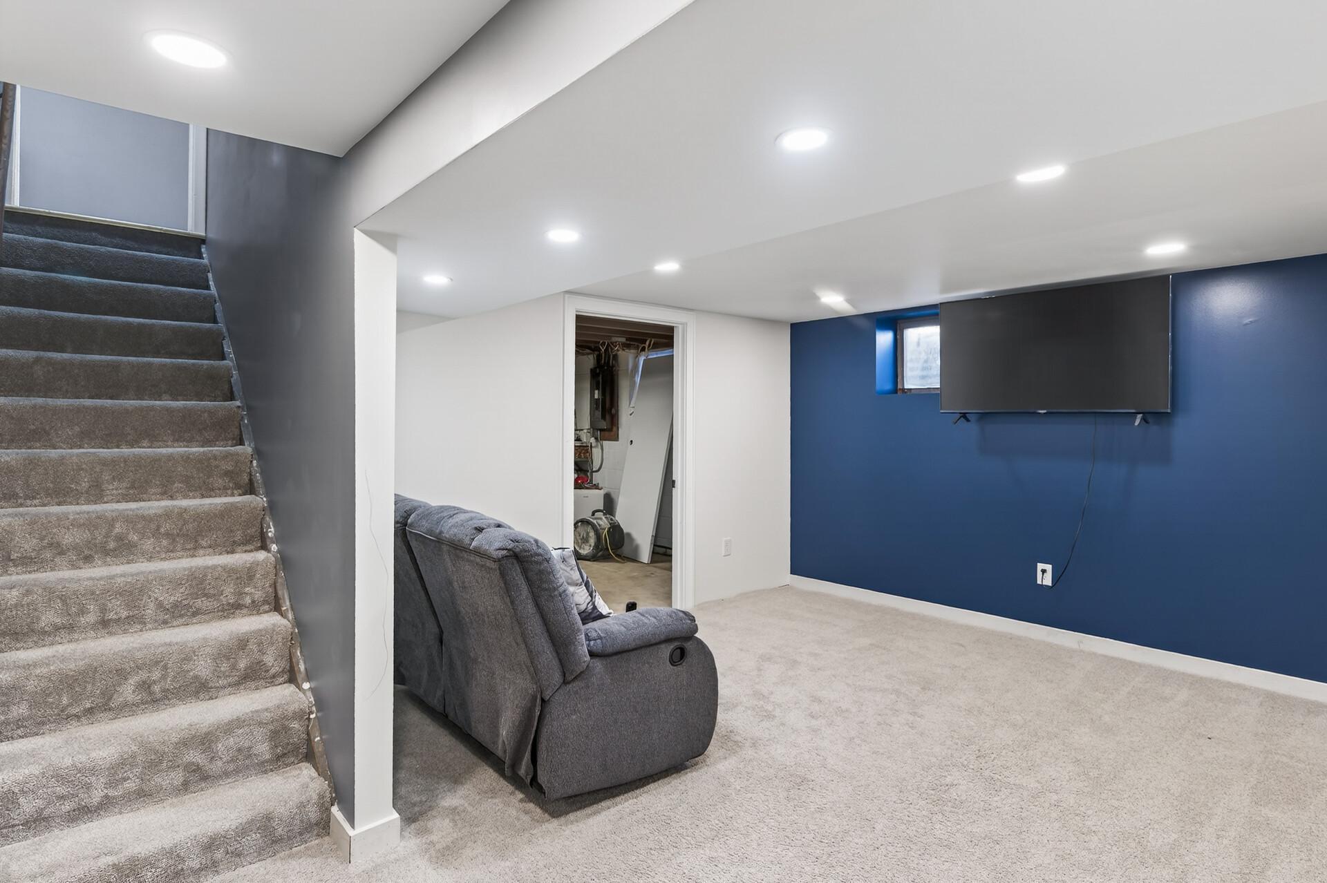 83 Farrell Street North Maplewood, MN 55119 - Photo 16 of 37