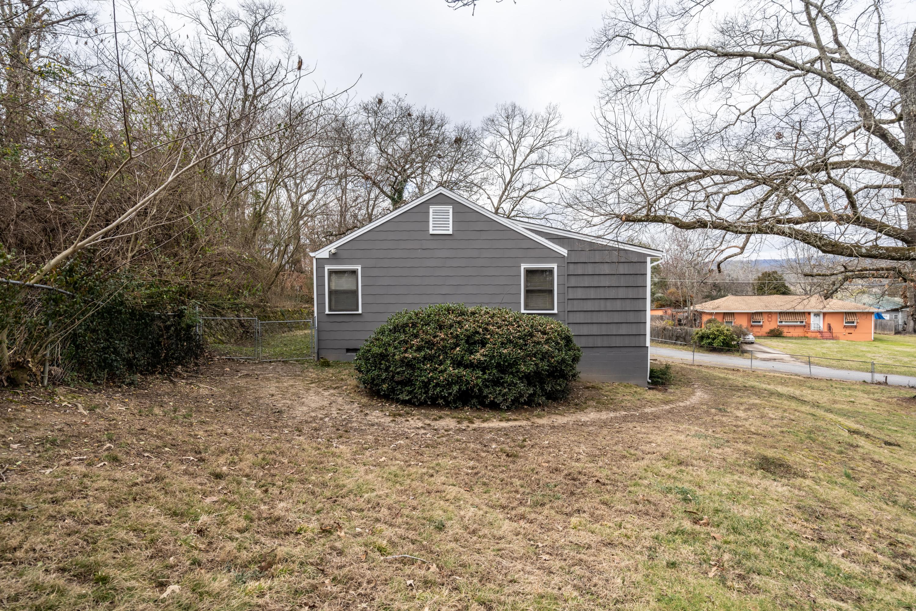 706 Intermont Road Chattanooga, TN 37415 - Photo 23 of 23 Large Fenced Corner Lot