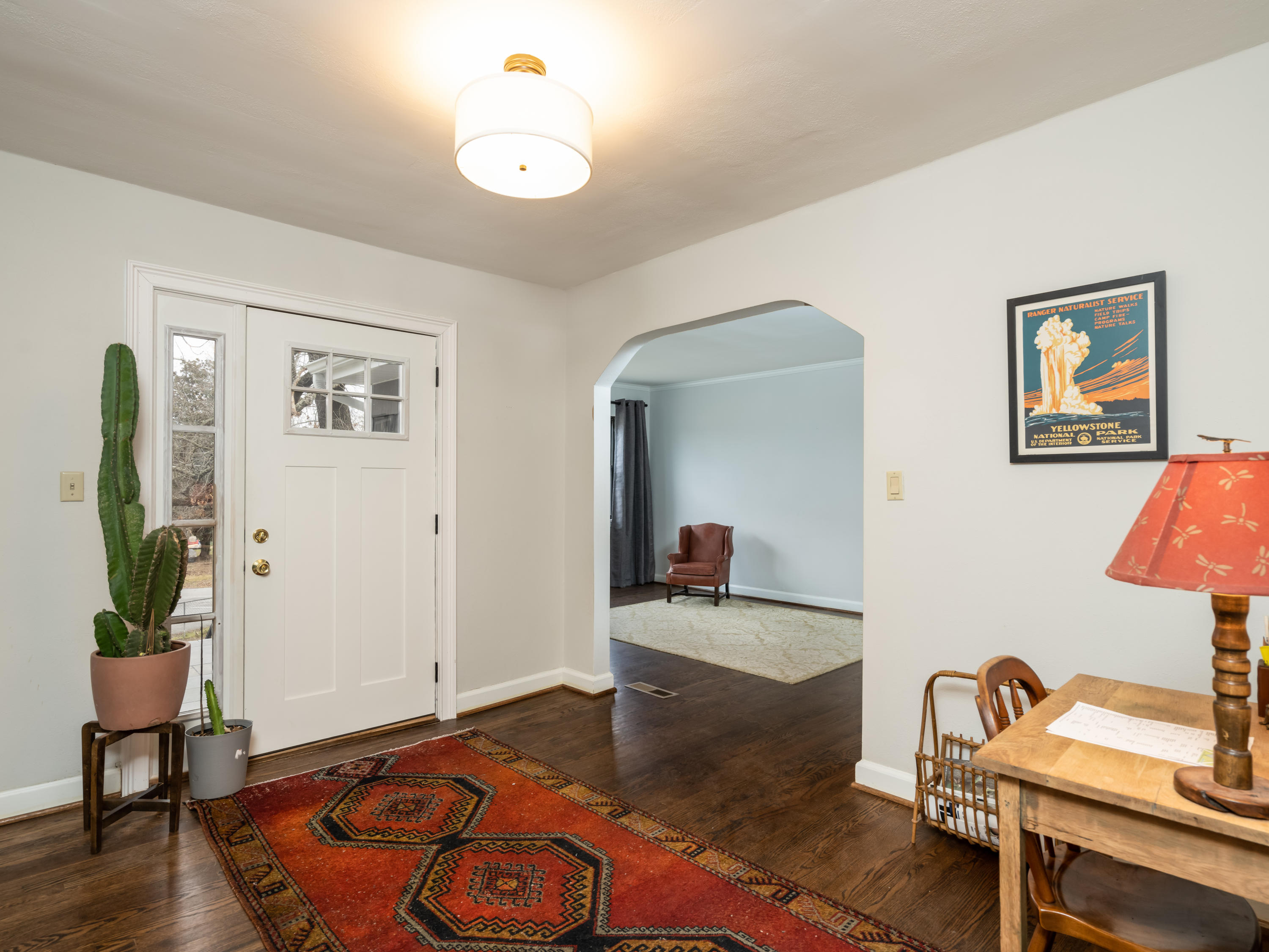 706 Intermont Road Chattanooga, TN 37415 - Photo 5 of 23 Large Foyer