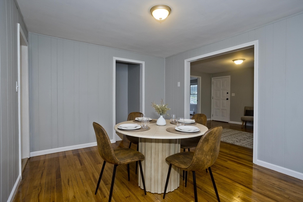 372 El Paso Street Springfield, MA 01104 - Photo 14 of 25 Gallery Image 14
