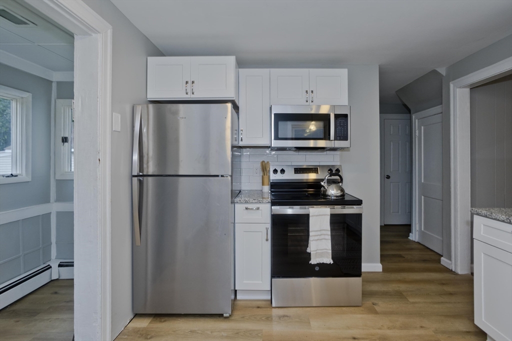 372 El Paso Street Springfield, MA 01104 - Photo 9 of 25 Gallery Image 9