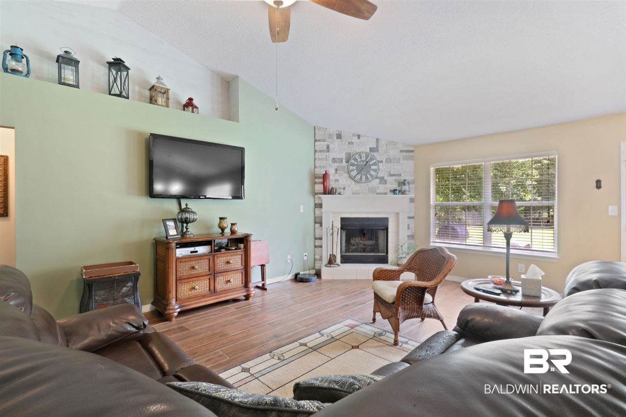 12931 Hunters Chase Foley, AL 36535 - Photo 9 of 23