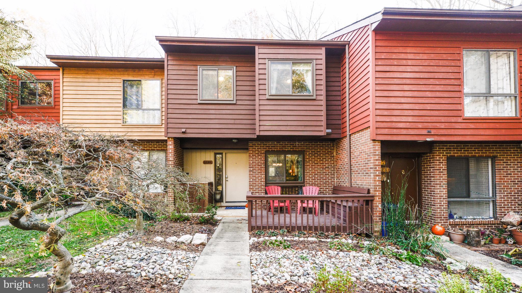 2281 Chestnut Burr Court Reston, VA 20191 - Photo 1 of 27 Exterior (Front)