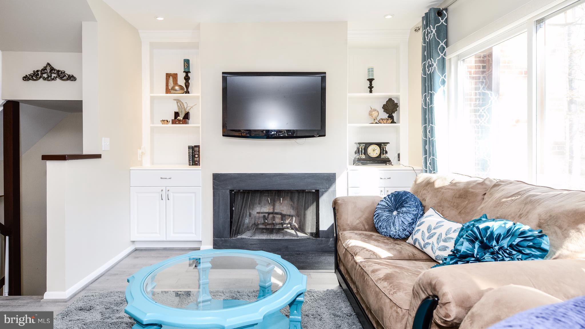 2281 Chestnut Burr Court Reston, VA 20191 - Photo 4 of 27 Living Room - With Wood Burning Fireplace