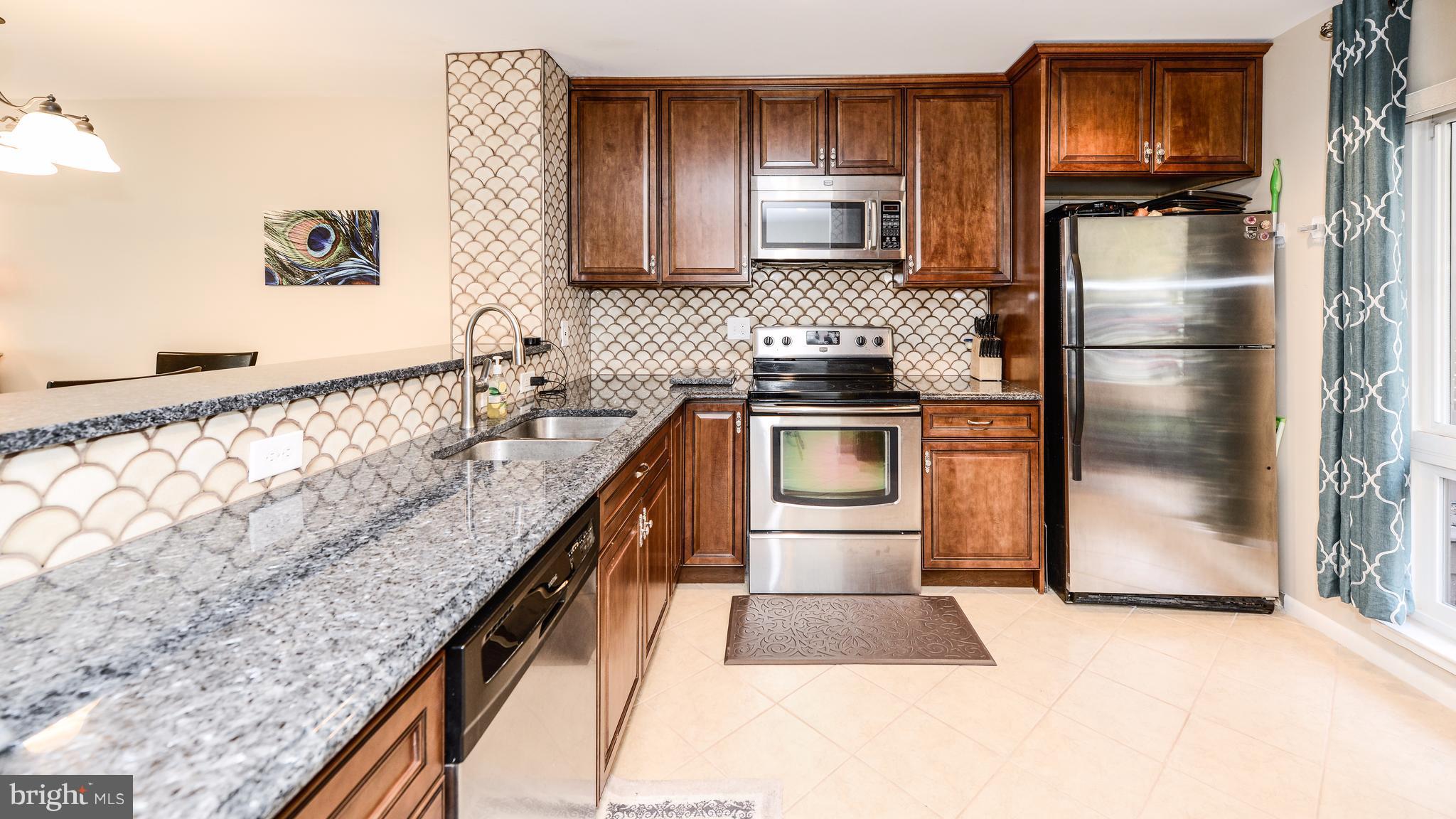 2281 Chestnut Burr Court Reston, VA 20191 - Photo 10 of 27 Totally Remodeled Kitchen!