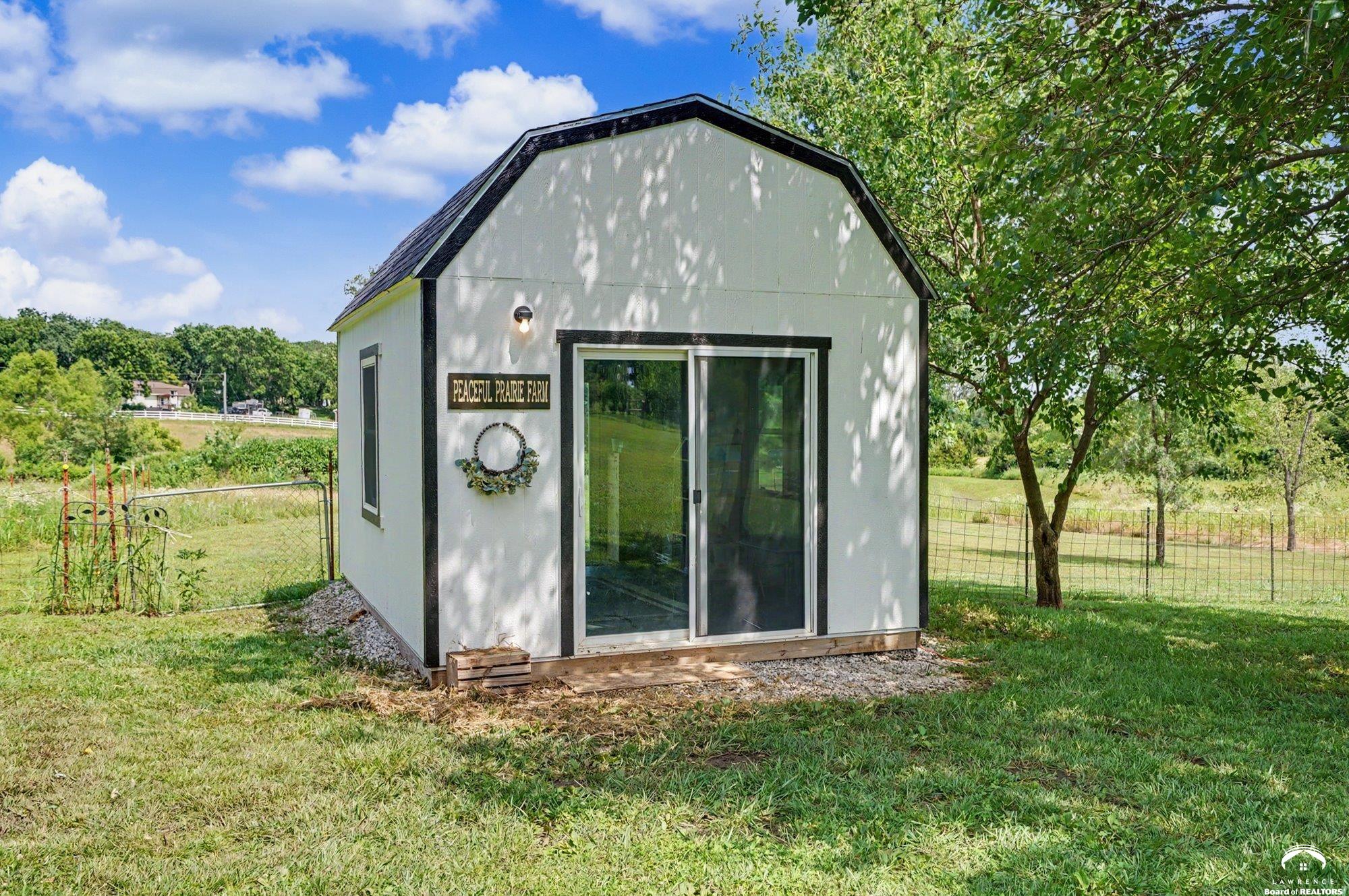 1748 East 800 Road Lawrence, KS 66049 - Photo 33 of 56