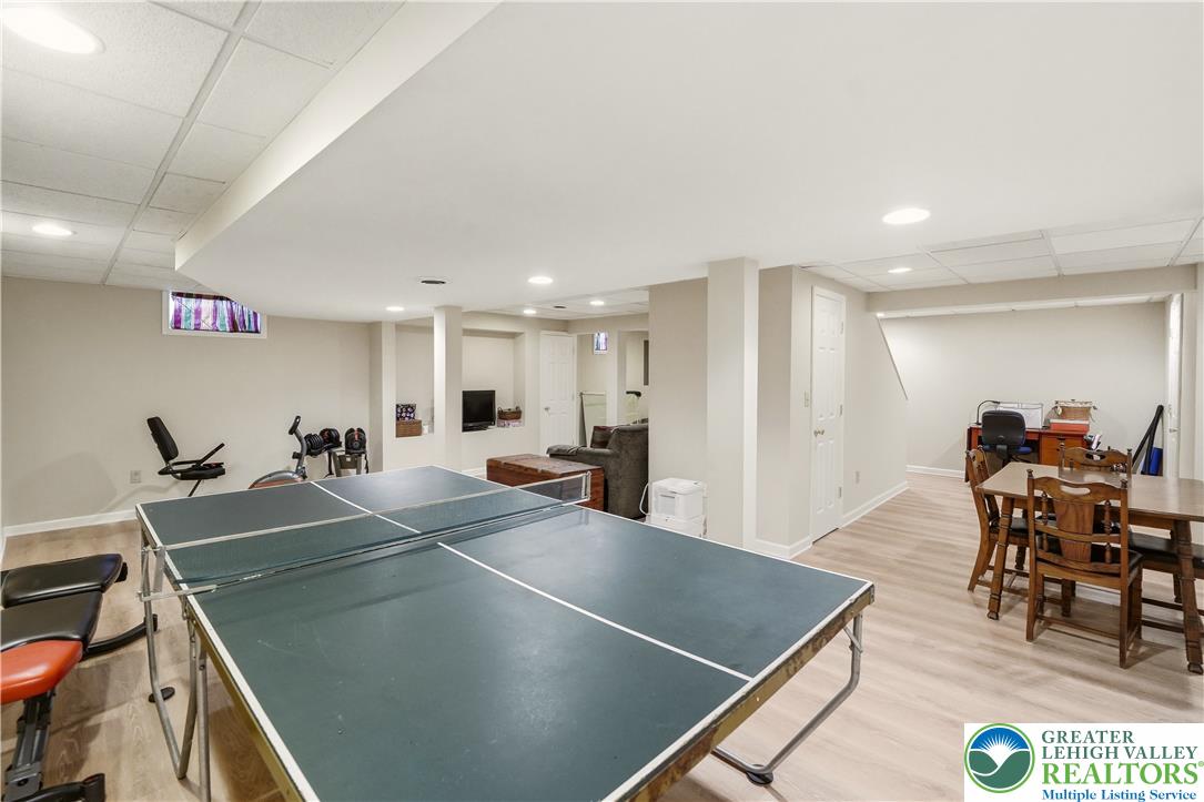 4095 Ross Road Bethlehem, PA 18020 - Photo 30 of 48 Finished Basement