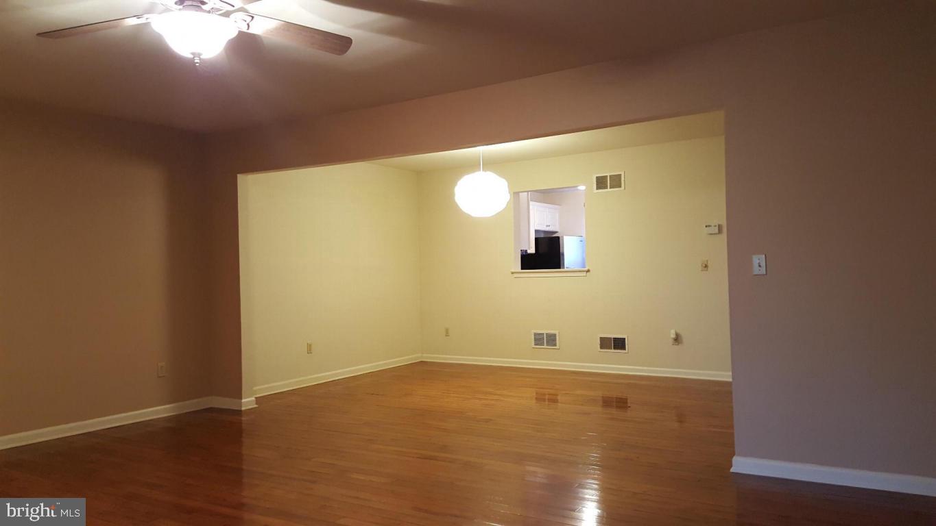 129 Sutherland Road Lancaster, PA 17603 - Photo 16 of 40 Gallery Image 16