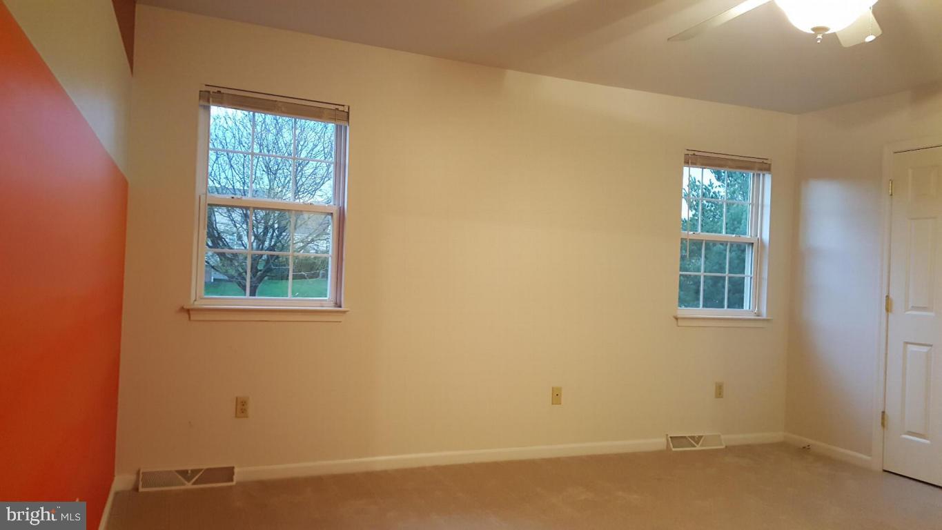 129 Sutherland Road Lancaster, PA 17603 - Photo 24 of 40 Gallery Image 24
