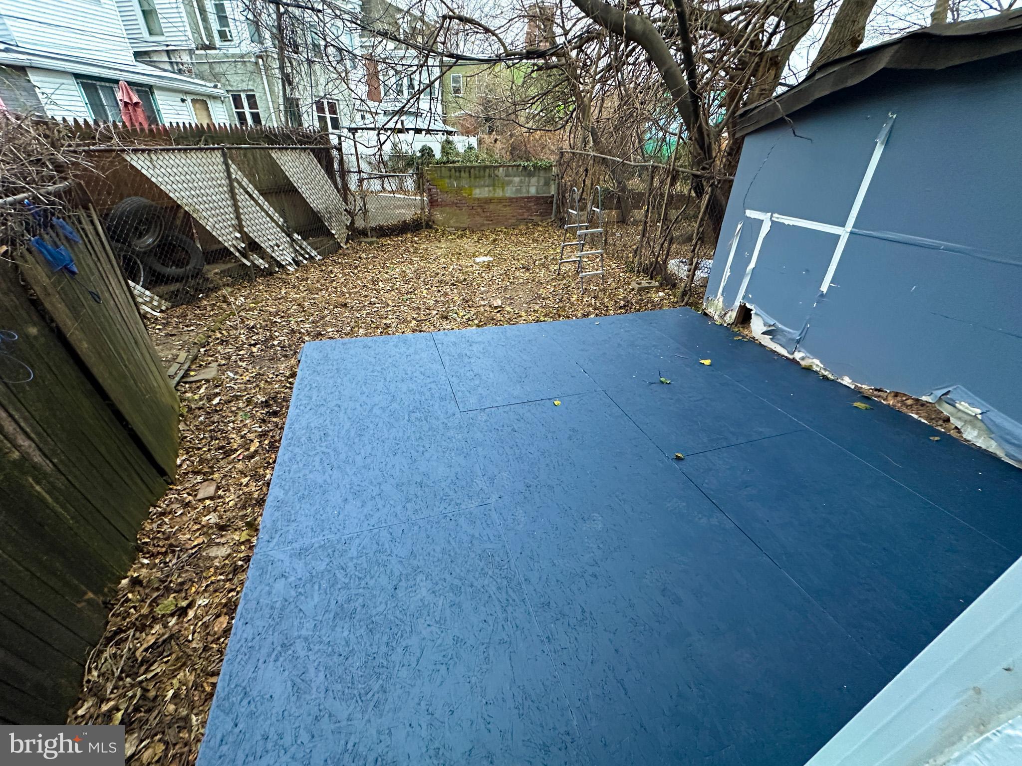 330 North 53rd Street Philadelphia, PA 19139 - Photo 19 of 20 a view of a backyard of the house