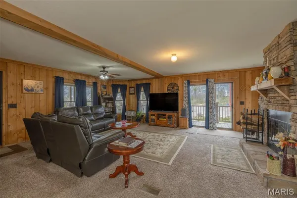 $336,000 | 29055 Pike 338, Middletown, MO 63359