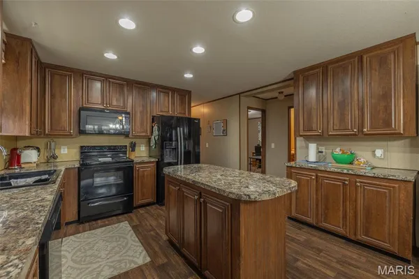 $336,000 | 29055 Pike 338, Middletown, MO 63359