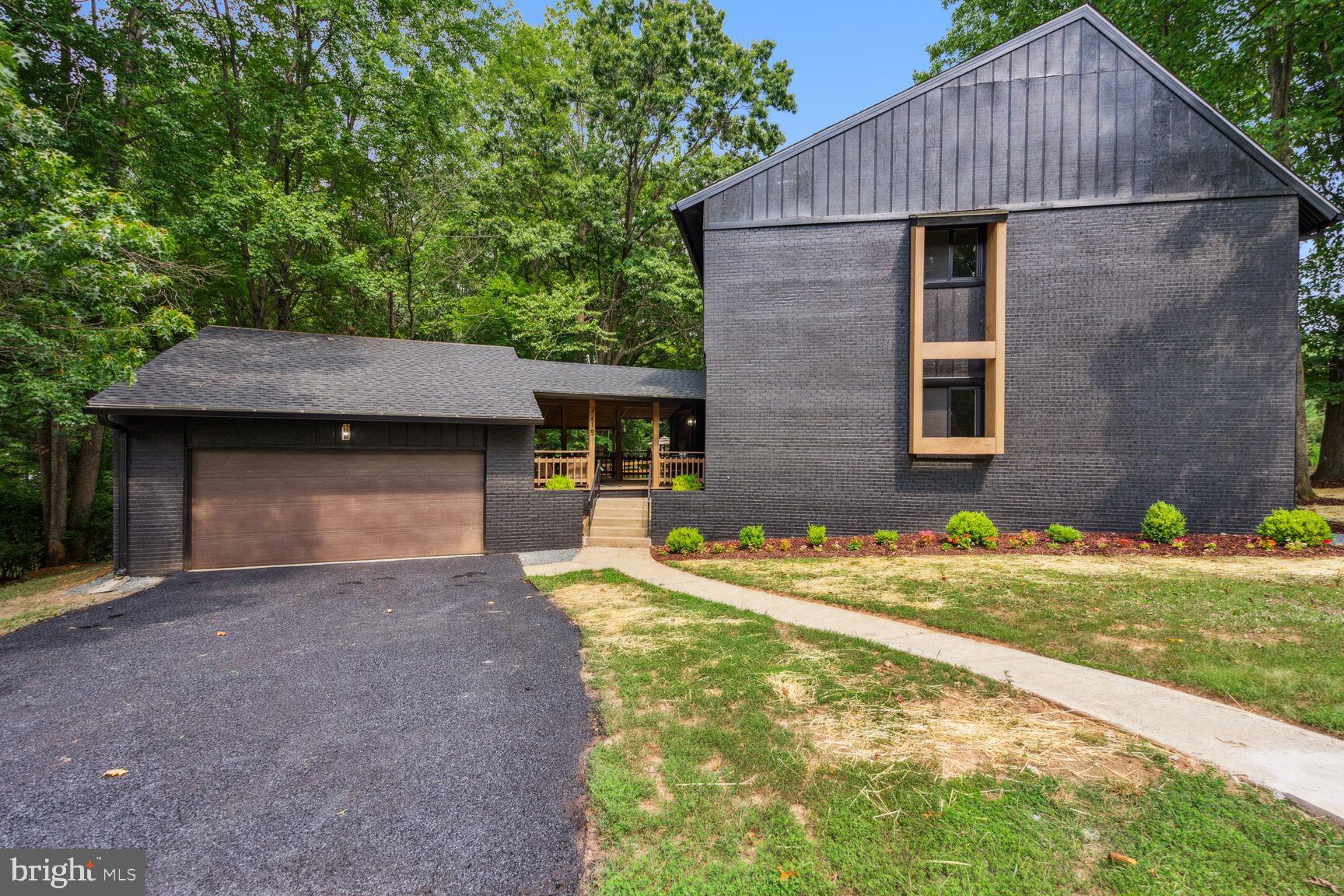2215 Burgee Court Reston, VA 20191 - Photo 2 of 41 2 car garage