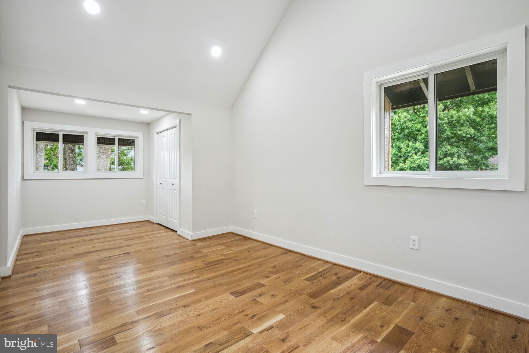 2215 Burgee Court Reston, VA 20191 - Photo 29 of 41 Bedroom 3