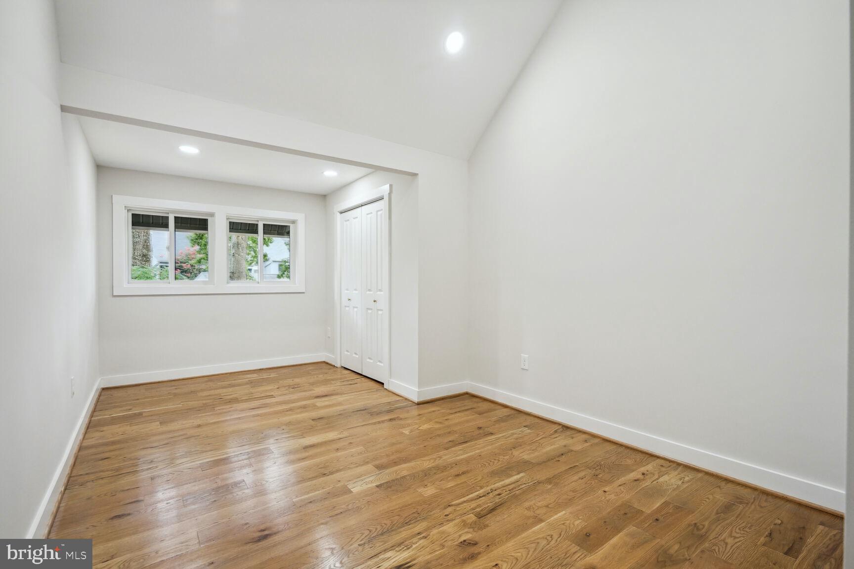 2215 Burgee Court Reston, VA 20191 - Photo 31 of 41 Bedroom 5