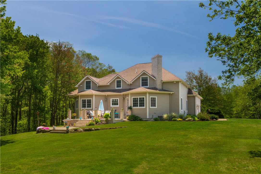 401 Laten Knight Road Cranston, RI 02921 - Photo 44 of 49