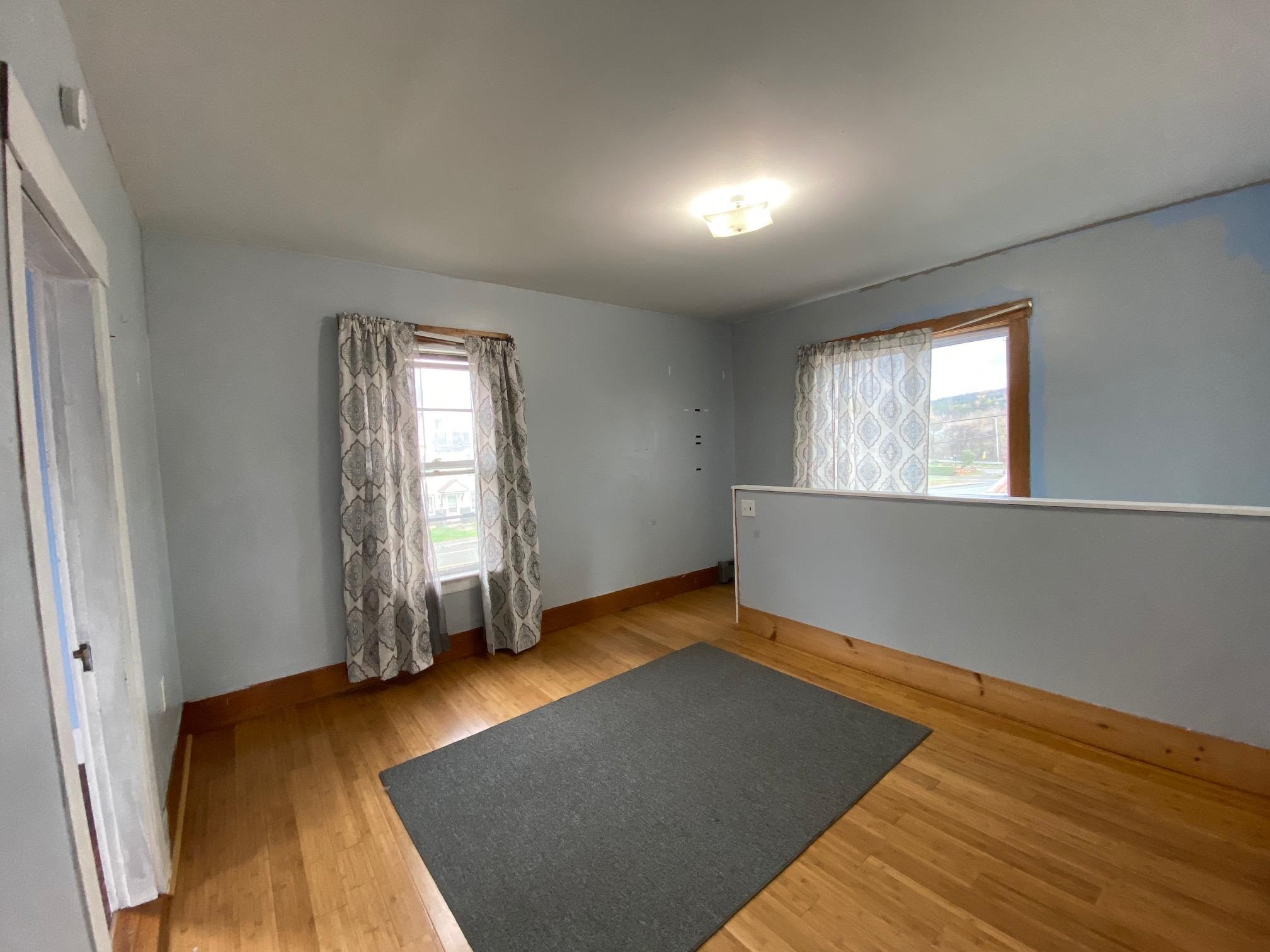 81 Gale Street Canaan, VT 05903 - Photo 11 of 29
