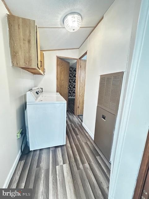 323 Benning Avenue Gettysburg, PA 17325 - Photo 25 of 29 a view of a hallway with washer and dryer