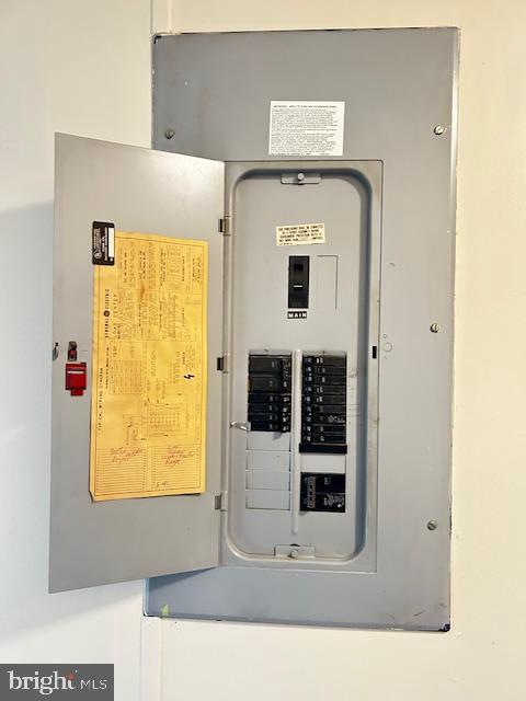 323 Benning Avenue Gettysburg, PA 17325 - Photo 26 of 29 a view of a door of the house