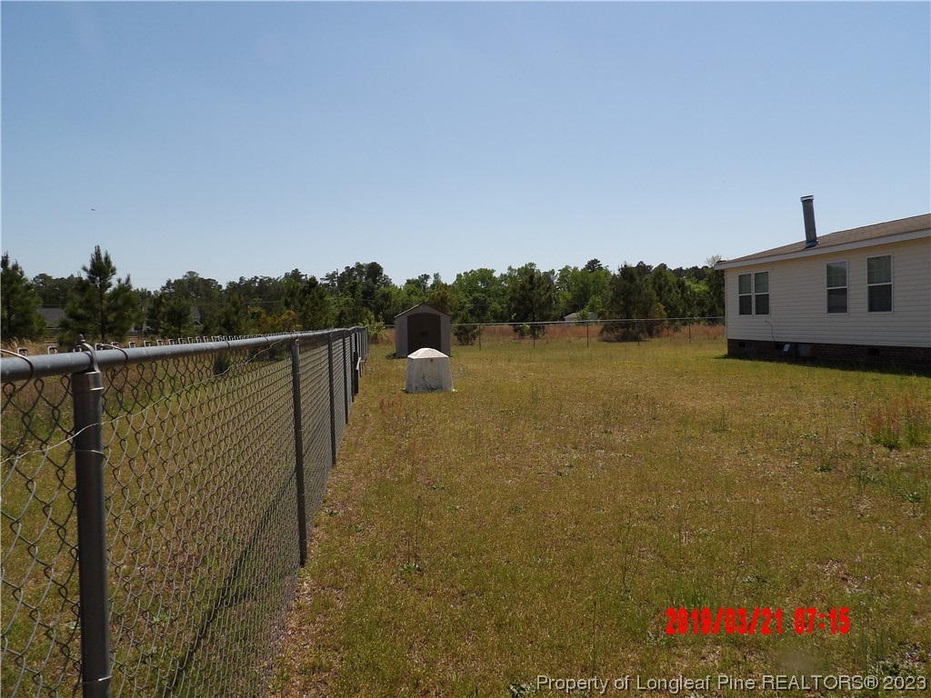 7349 Roslin Farm Road Hope Mills, NC 28348 - Photo 20 of 23 a view of a terrace