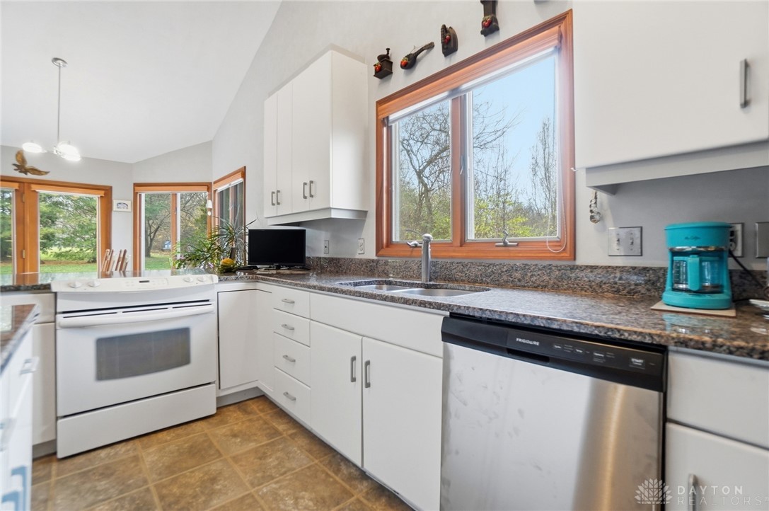 8817 Ridgewood Place Springboro, OH 45066 - Photo 25 of 60 Gallery Image 25